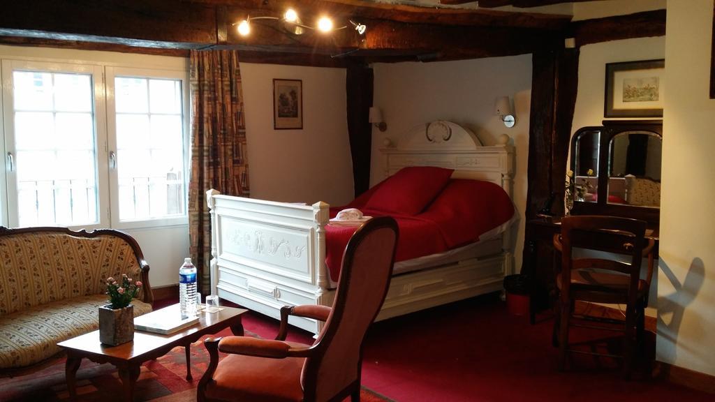 Les Trois Cheminees Chambres d'Hotes Livarot-Pays-d'Auge Extérieur photo